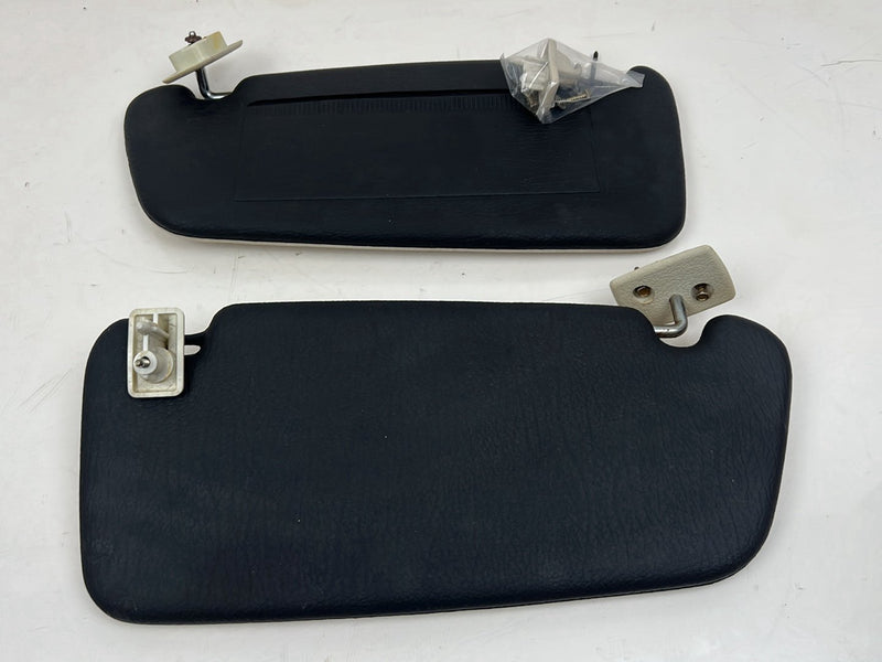 #5319EM1975-1980 Volvo 244 240 White Sun Visor Pair w/ Clips 10258016 OE #5319EM