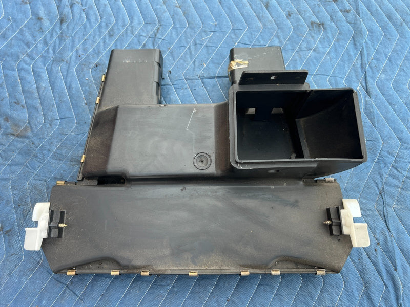 1989-1995 Volvo 740 940 Heater Box Climate Center Lower Duct Vent OEM #3718EM