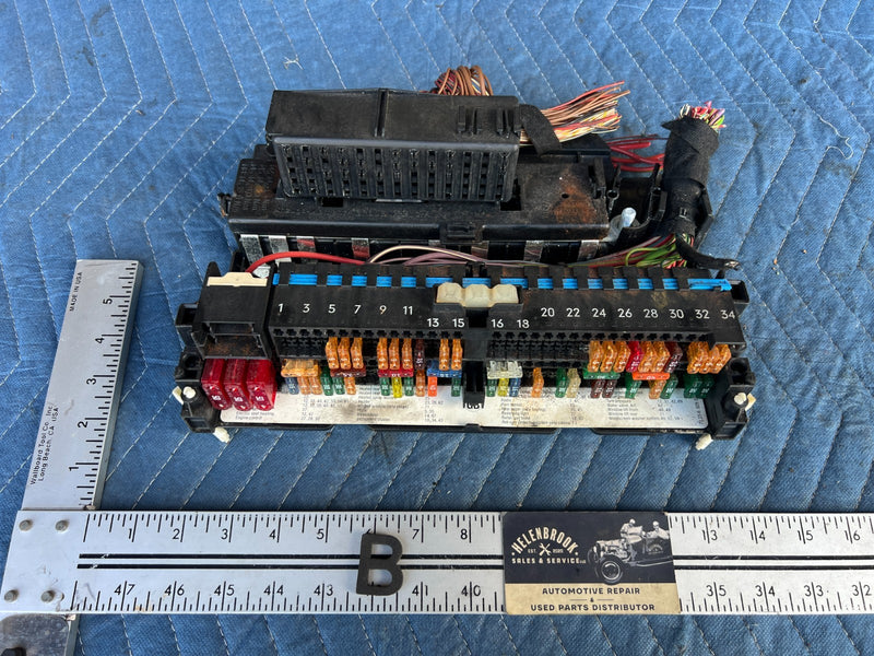 2000-2005 BMW 330xi 325xi E46 Interior Cabin Fuse Box Relay 8364542 OEM #4784EM