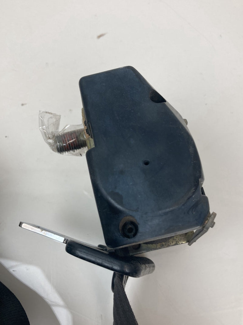 1992 Volvo 940 944 - Seat Belt Front Left PN: 3539349 352747