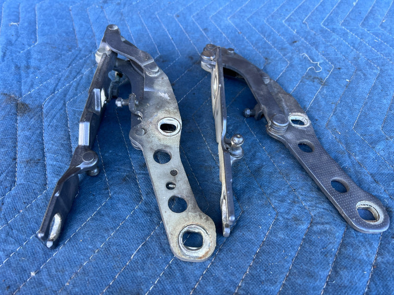 2000-2005 BMW 330xi 325xi E46 Sedan Rear Left Right Trunk Hinge Pair OEM #4778EM