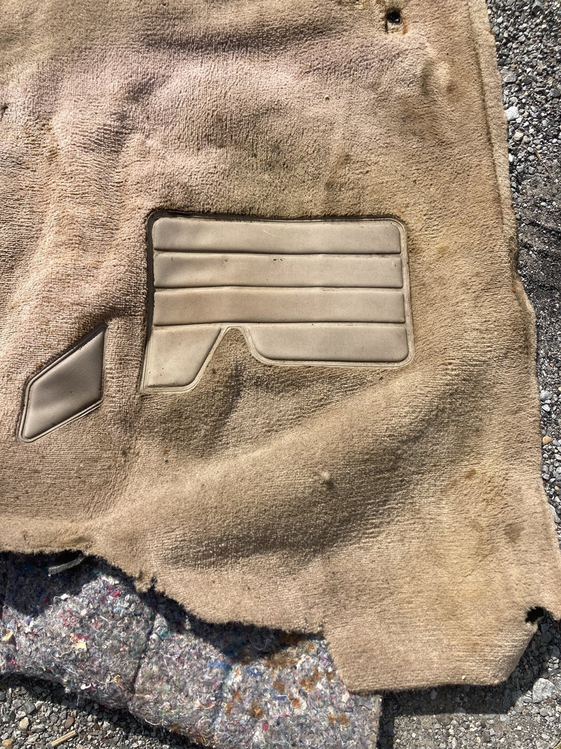 1995-1998 Chevrolet Silverado 2500 GMT400 Molded Carpet Set Reg Cab 15990136 OEM