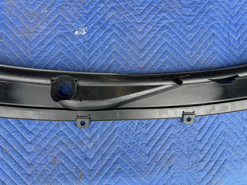 2005-2011 Audi A6 Front Windshield Wiper Cowl Grille Cover Trim OEM #3390EM