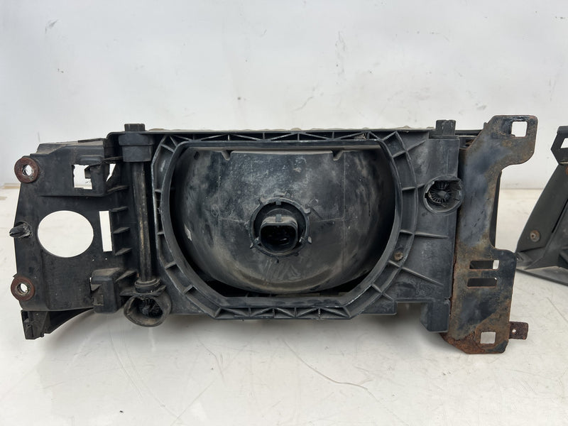 1989-1995 Volvo 740 940 Left Right Non-Fog Light Headlight Lamp Pair OEM #6798EM