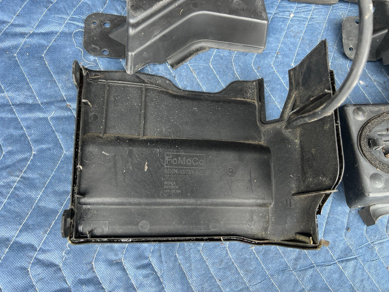 2008-2013 Volvo XC70 Lower Bumper Splash Shields & Drain Panels OEM #4172E