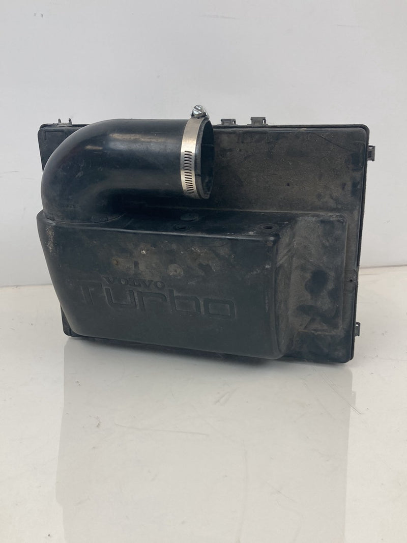 1992 Volvo 940 944 - Air Filter Box PN: 3531829