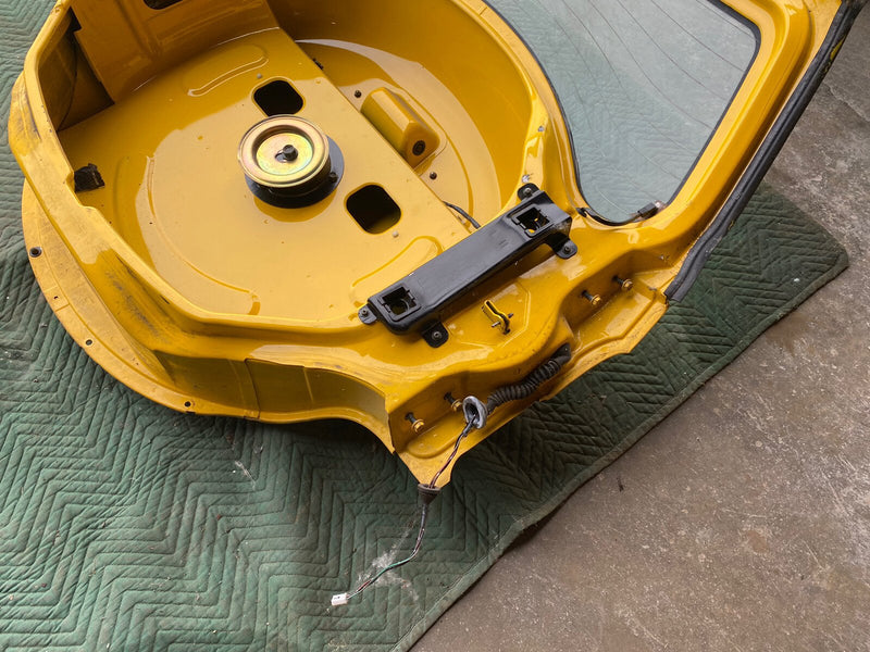 99-01 Isuzu Vehicross Rear Door Hatch Gate & Window Yellow OEM #636E