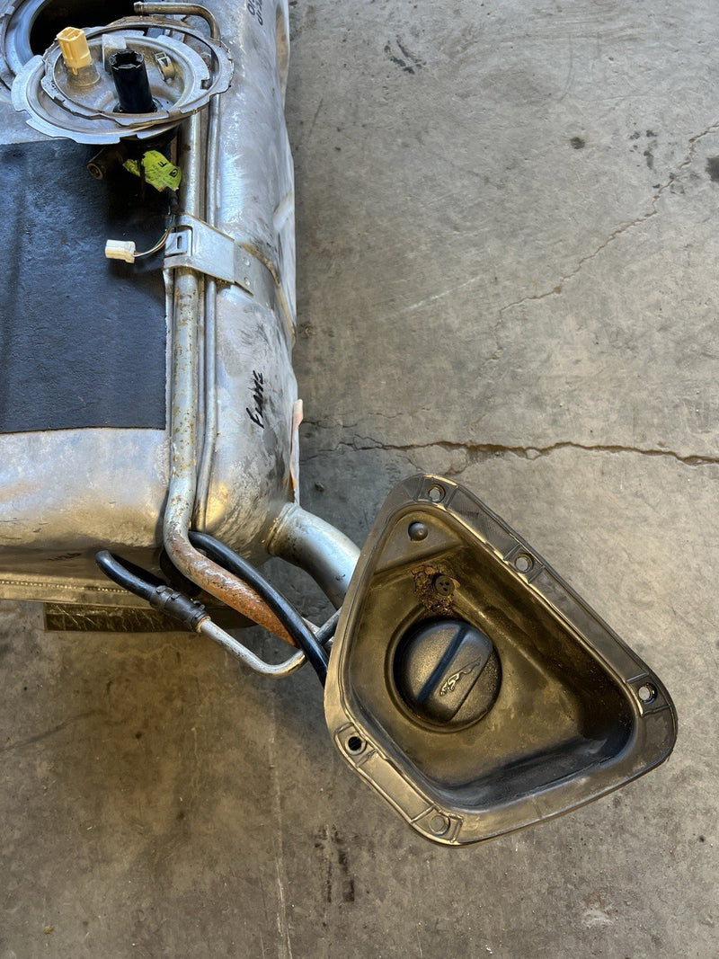 1998-2003 Jaguar XJR XJ8 4.0L Supercharged Gas Fuel Tank & Twin Pumps OEM #4571E