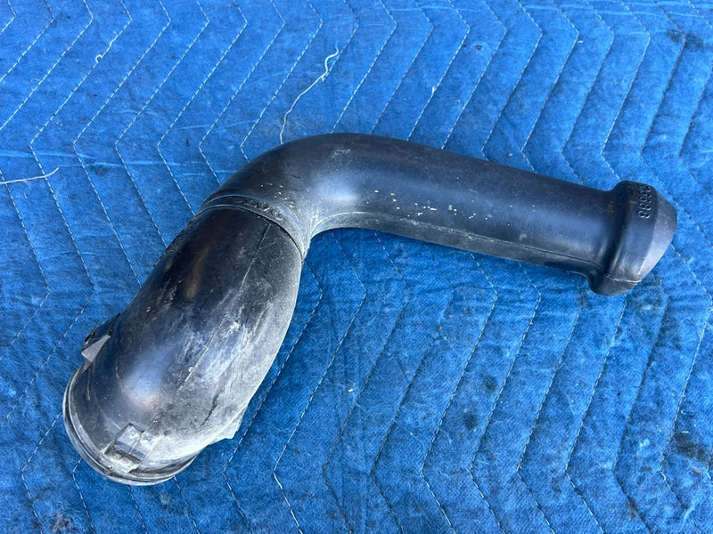 1986-1993 Volvo 240 244 245 Air Intake Tube Hose Inlet 1306688 OEM #4350EM