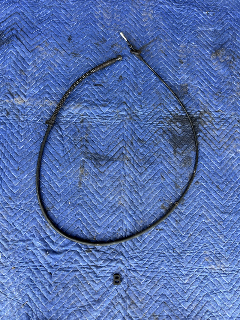 Volvo 240 - Speedometer Cable