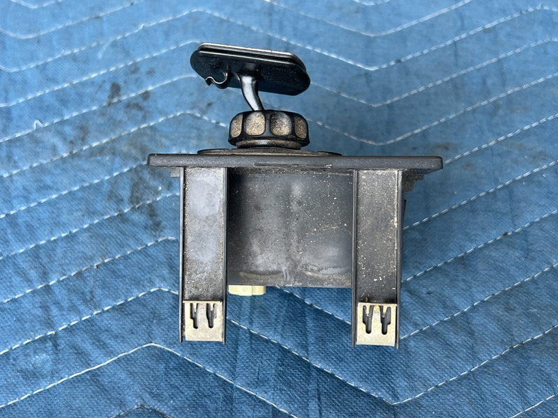 1999-2007 Chevy Silverado Dash Passenger Control Switch On Off OEM #1543CN