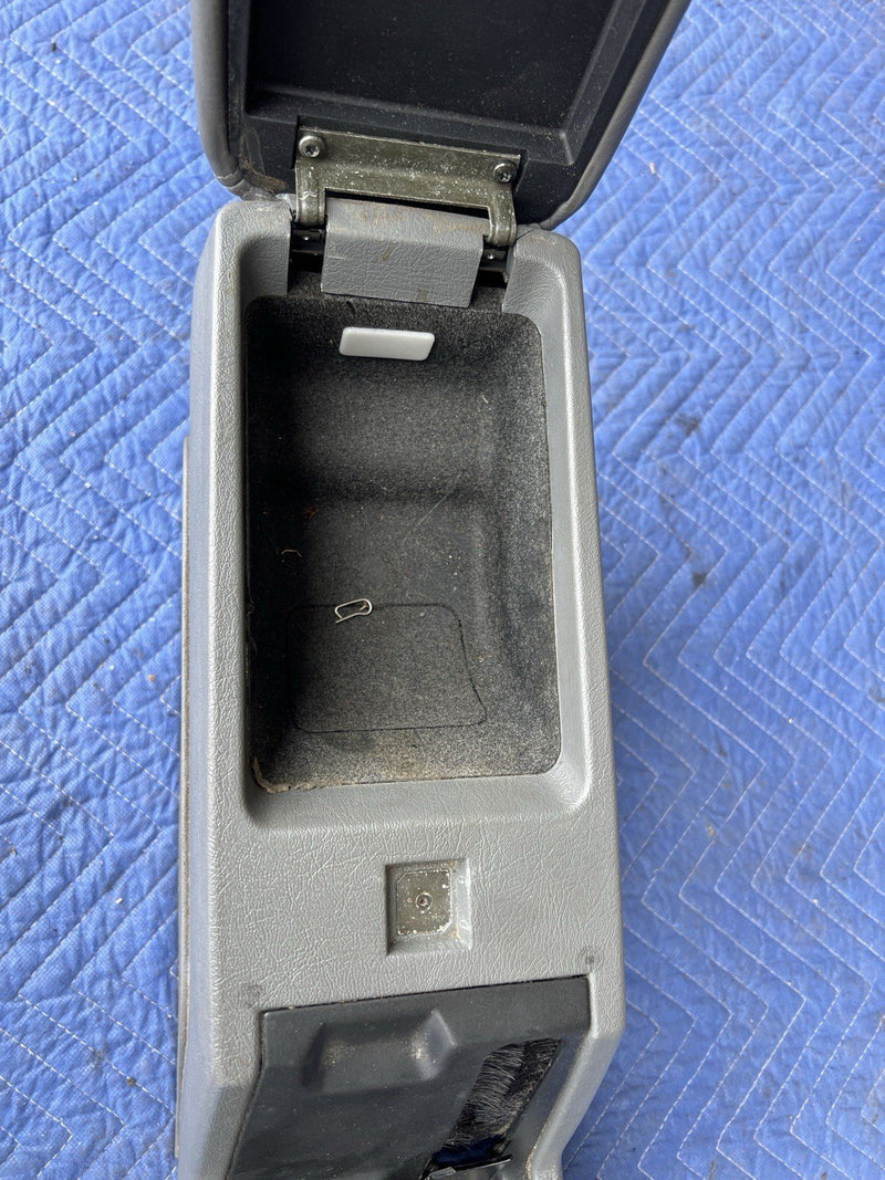 1993-1997 Volvo 850 850R Charcoal Center Console Assembly & Armrest OEM #4417E