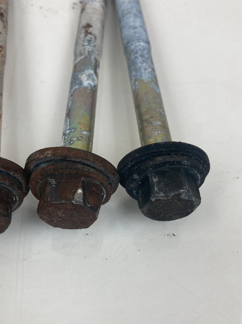 1992 Volvo 940 944 - Subframe Hardware