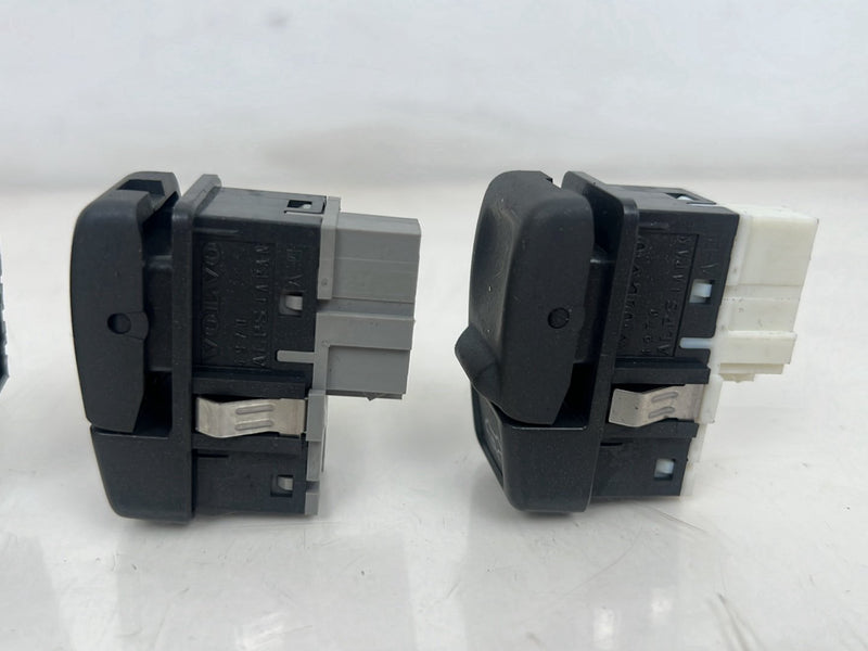 1998-2000 Volvo V70 S70 Fog Light Sunroof TRACS Traction Dash Switch Set OEM