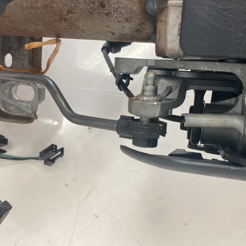 1995-1998 Chevrolet GMC C/K Steering Column Wheel w/ Ignition, Stalks, & Key OEM