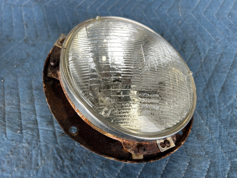 1985-1988 Suzuki Samurai SJ413 Headlight Assembly Lens Assembly LH RH Pair OEM