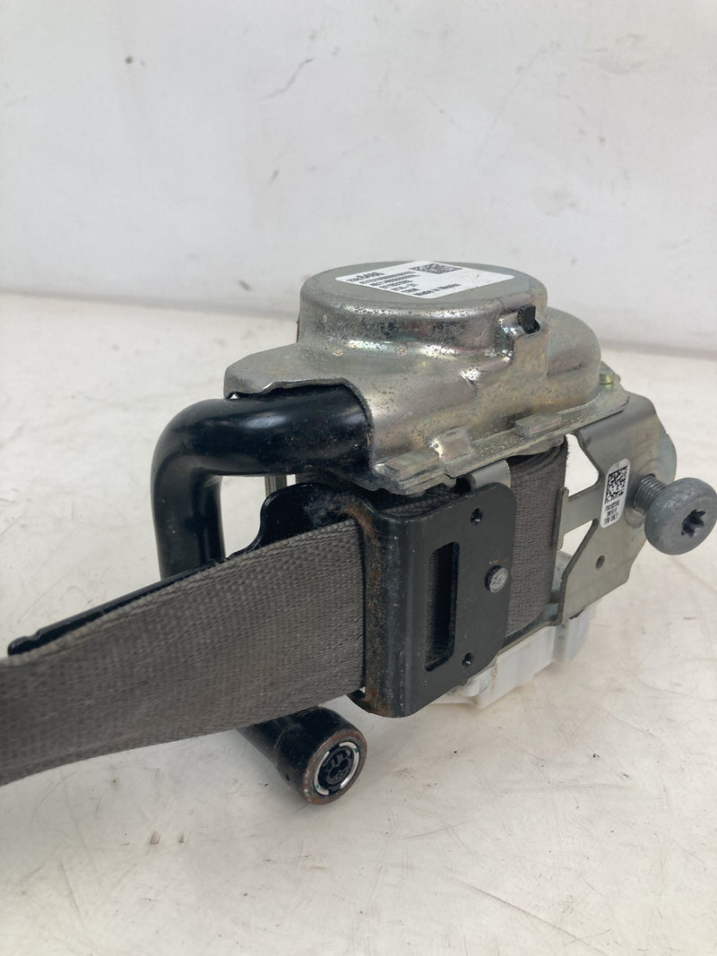 2014-2018 Chevrolet Silverado GMT900 Seat Belt Front Right 84846426 OEM #5615M