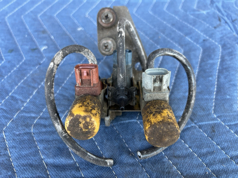 1998-2003 Jaguar XJR XJ8 X308 Speed Cruise Control Valve Solenoid OEM #4733E