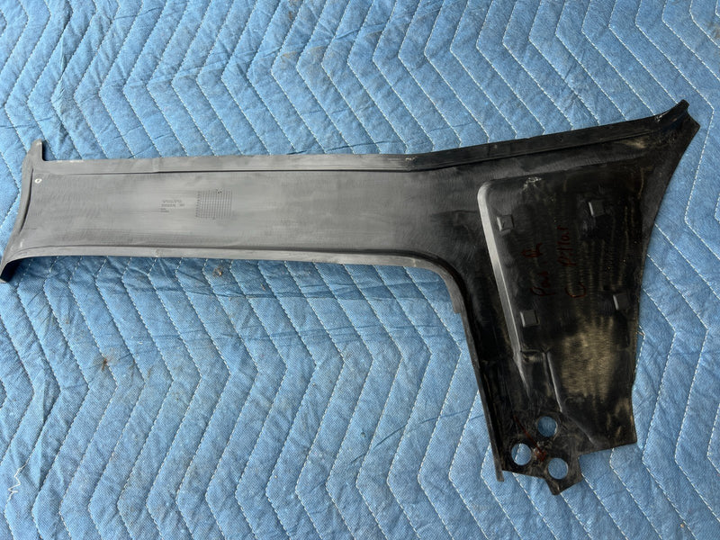 1986-1993 Volvo 240 244 245 LH & RH C Pillar Trim Black Pair 1350313 OEM #4070EM