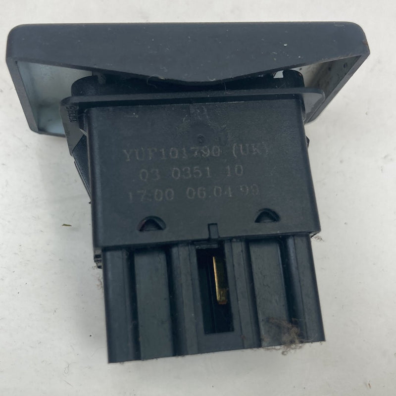 1999-2004 Land Rover Discovery II L550 Door Lock Switch 03035110 OEM #5040M