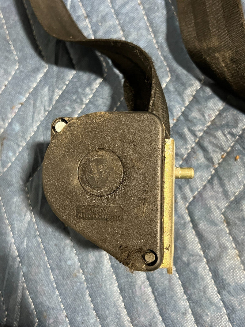 1983-1985 Porsche 944 Front Driver Left LH Seat Belt Retractor OEM #2487EM