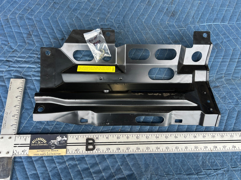 1989-1995 Volvo 740 940 Sedan Driver Left Dash Brace Frame Bracket OEM #3666EM
