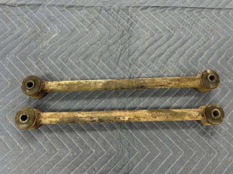 1975-1993 Volvo 240 244 245 Rear Torque Rod Pair Left & Right Solid Axle #3906E