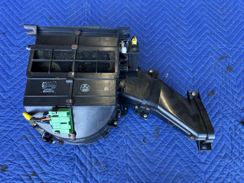1998-2003 Jaguar XJR XJ8 X308 Heater Box Assembly Heat & AC Climate HVAC #4643E