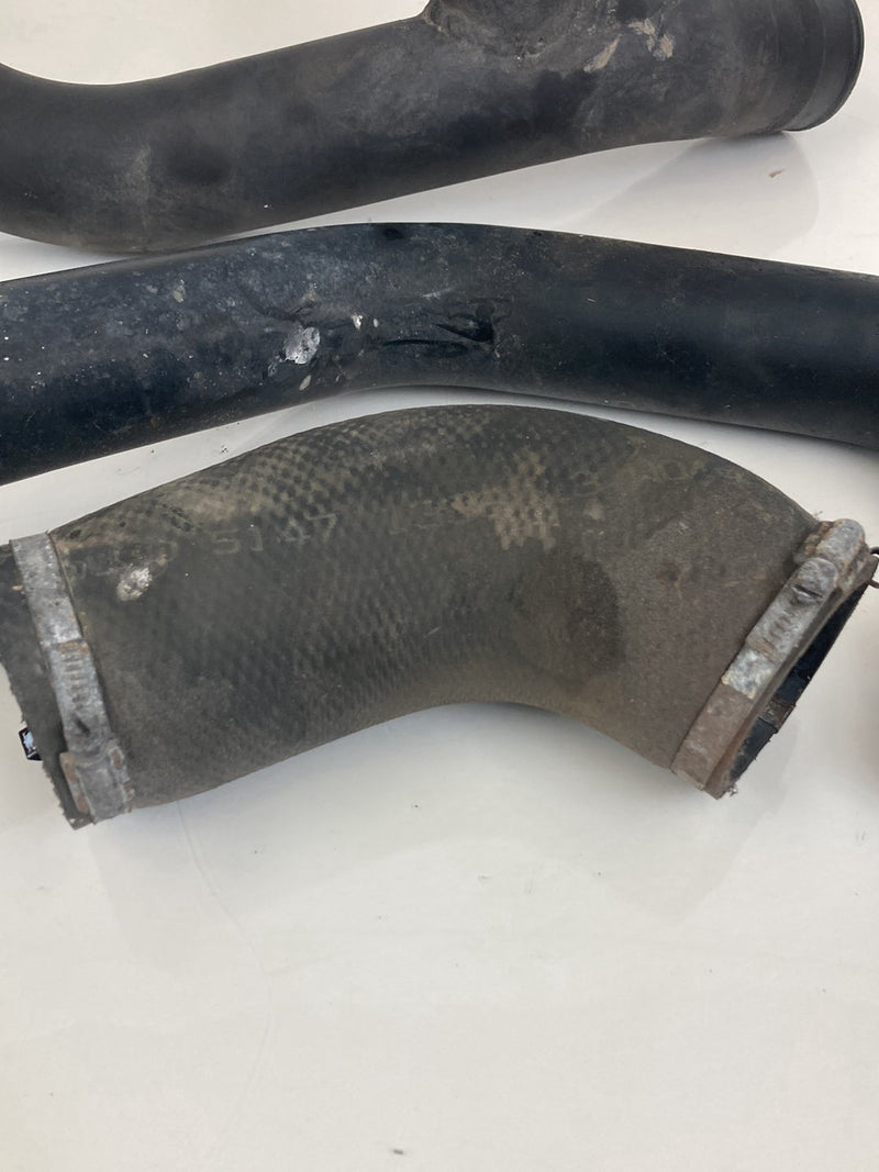 1992 Volvo 940 944 - Intercooler Pipe PN: 3547919 5147
