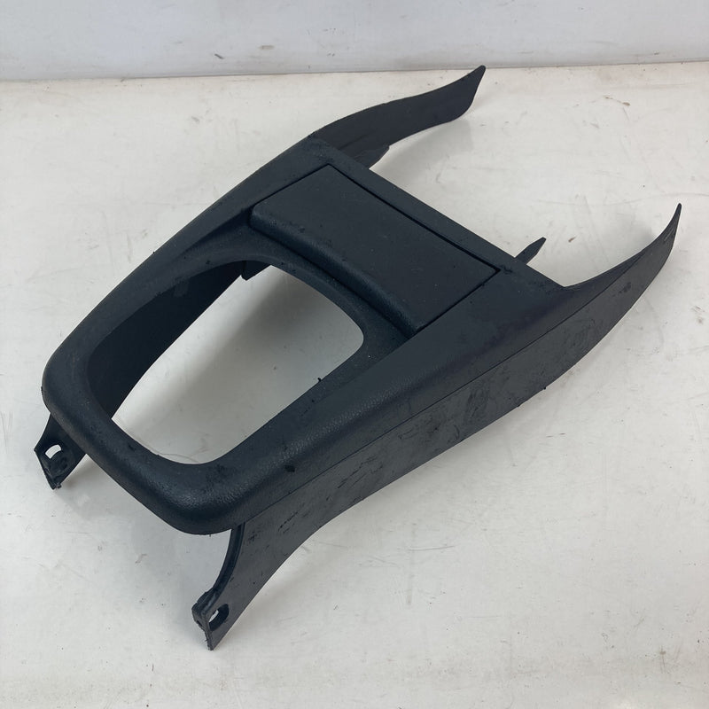 2001-2005 Volkswagen Passat Manual Shifter Surround Trim OEM #5555M