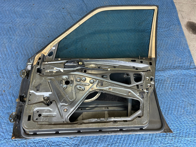 1986-1995 Mercedes 300D W124 Gray Front Passenger Right Door Assembly OEM#2585EM