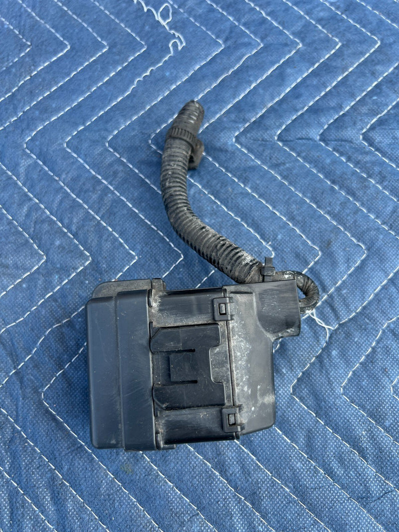 2010-2013 Suzuki SX4 Hatchback Relay Power Box Junction OEM #1307CN