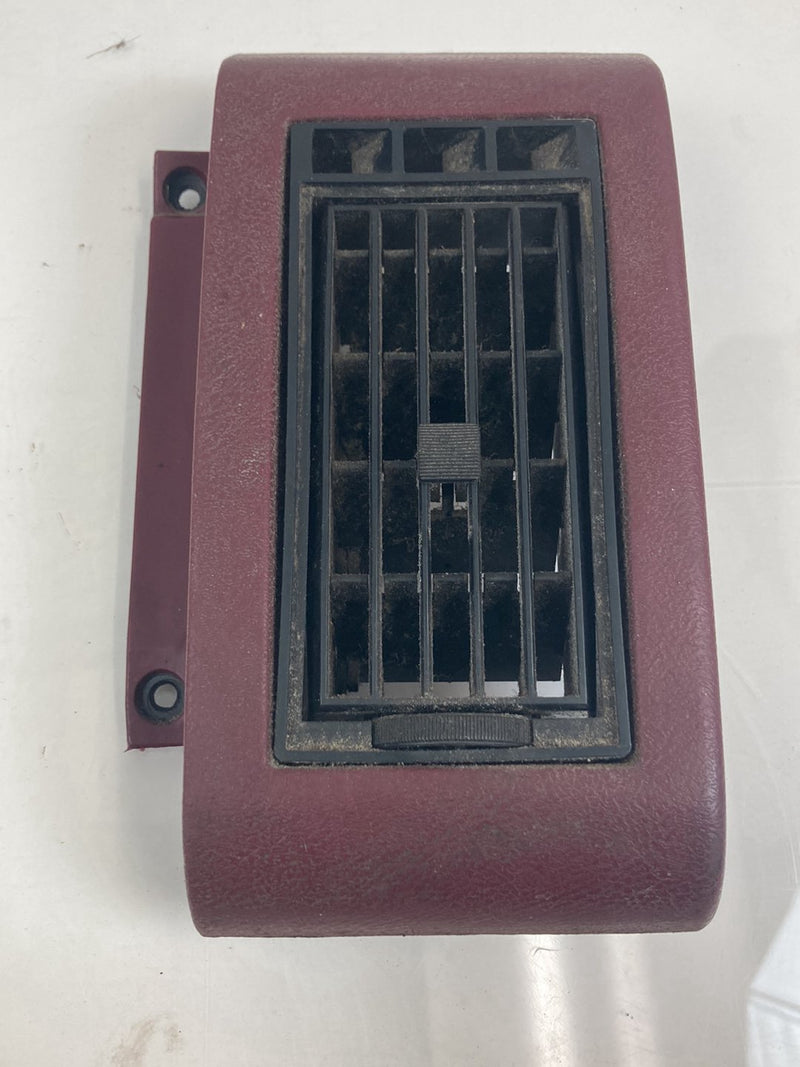 1988 Chevrolet Silverado 1500 GMT400 - Dash Vent PN: 15590576