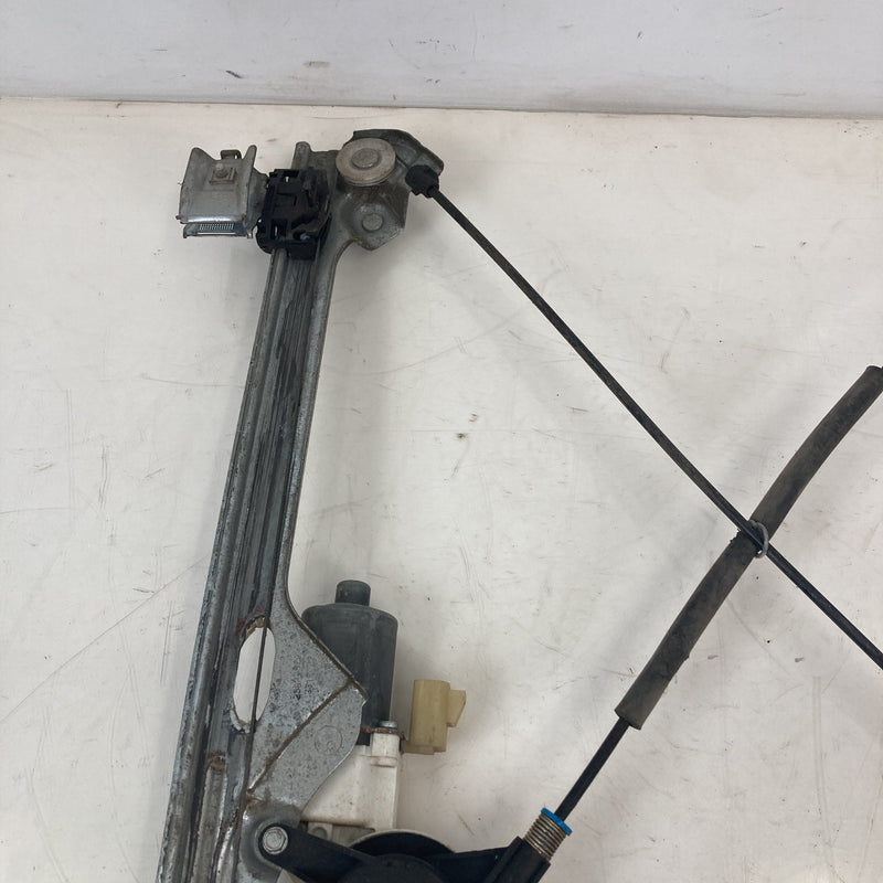 2014-2020 Chevrolet Silverado 1500 Front Right Window Regulator OEM #5580M