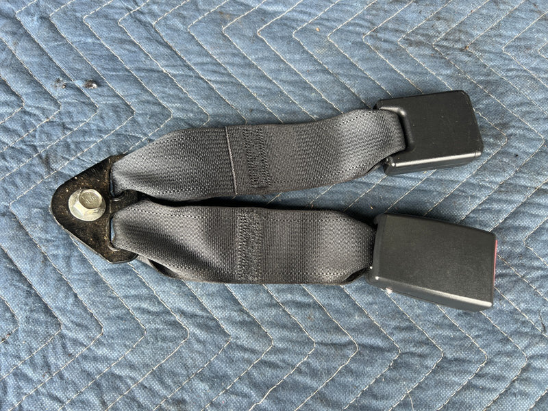 2008-2010 Nissan Rogue Rear Right & Left Seat Belt Buckle Pair OEM #2089CN