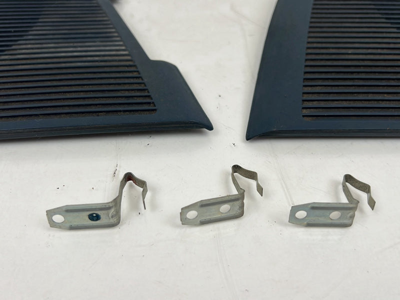 1988-1994 Chevrolet Silverado Sierra Dash Speaker Grille Trim Blue OEM #5499EM