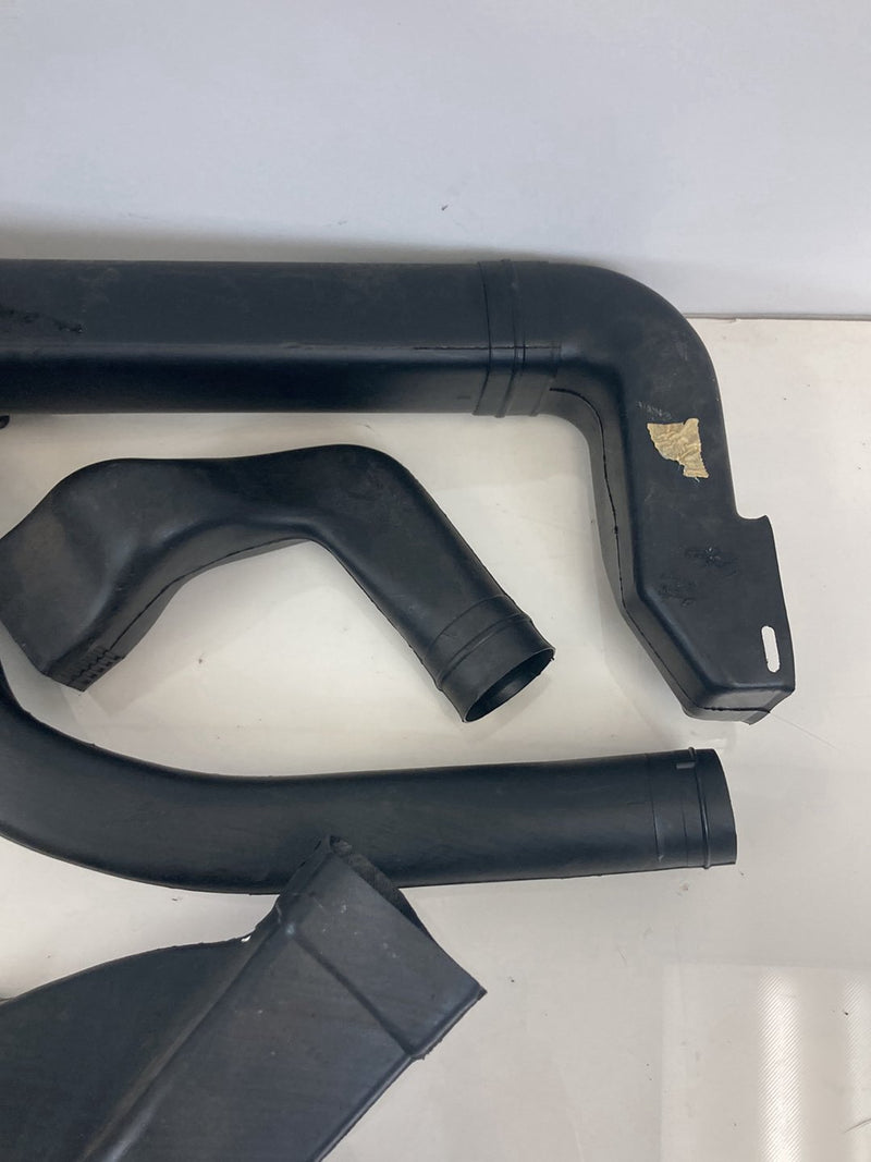 1992 Volvo 940 944 - HVAC Air Duct Set PN: 1347612 1347611 6841082 3506424 352240 1347754