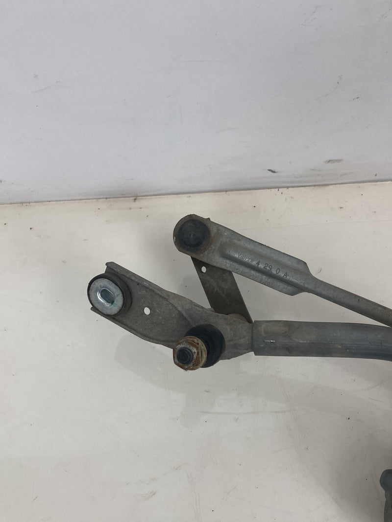 2007-2014 Chevrolet Silverado GMT900 Windshield Wiper Linkage OEM #5344M