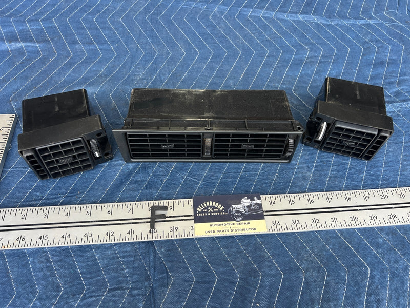 1986-1993 Volvo 240 244 245 Front Dash HVAC Heat A/C Air Vent Set OEM #4445EM