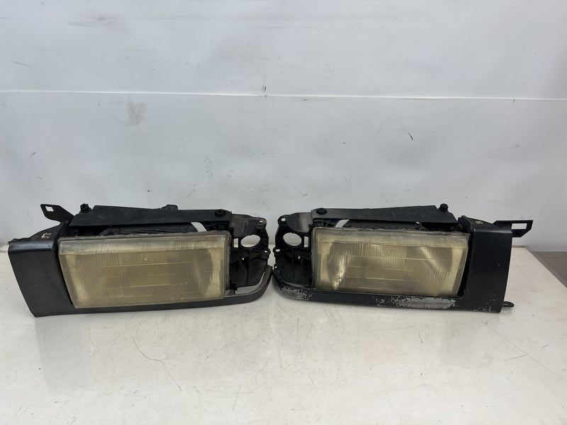 1989-1995 Volvo 740 940 Left Right Non-Fog Light Headlight Lamp Pair OEM #6798EM