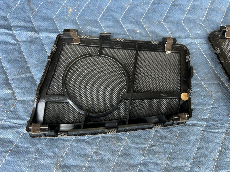 1993-1997 Volvo 850 850R Left & Right Dash Speaker Cover Grille Pair OEM #4520E