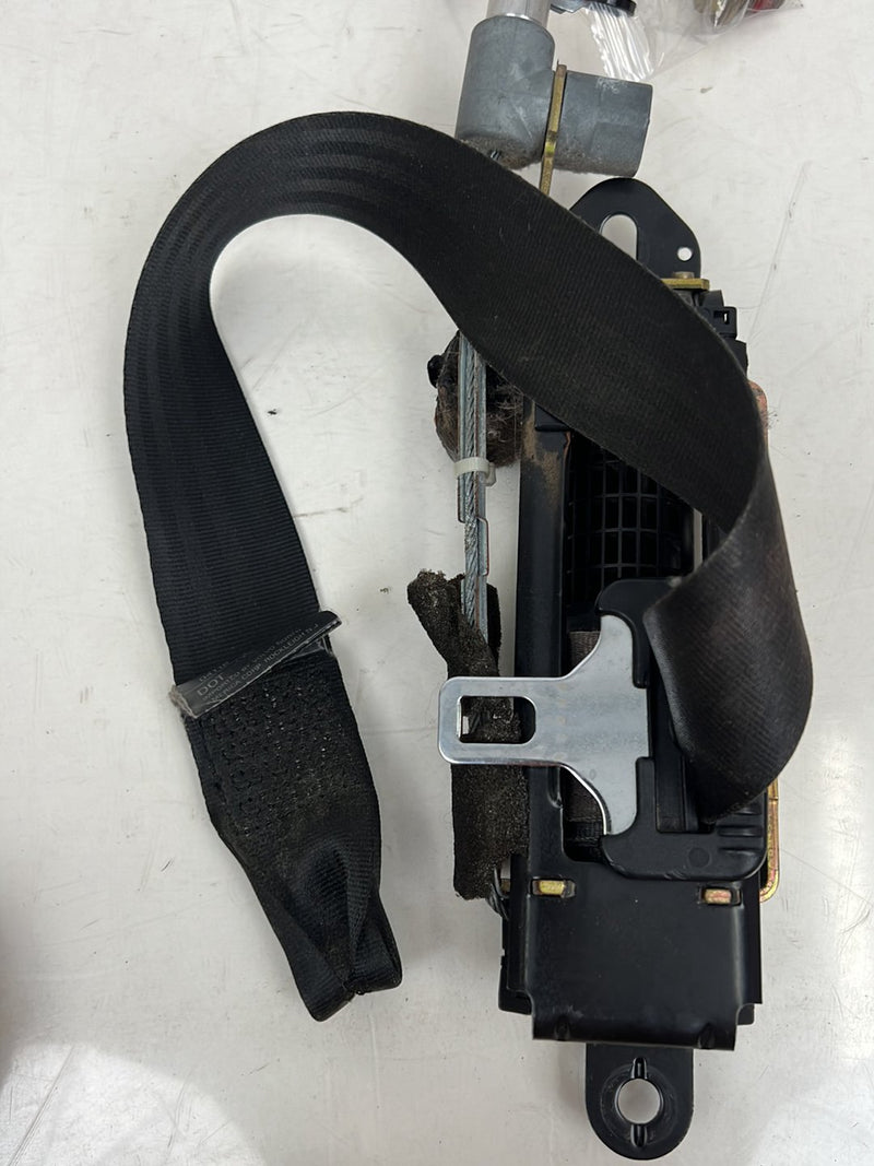 1993-1997 Volvo 850 Front Driver Left Seat Belt Retractor Assembly OEM