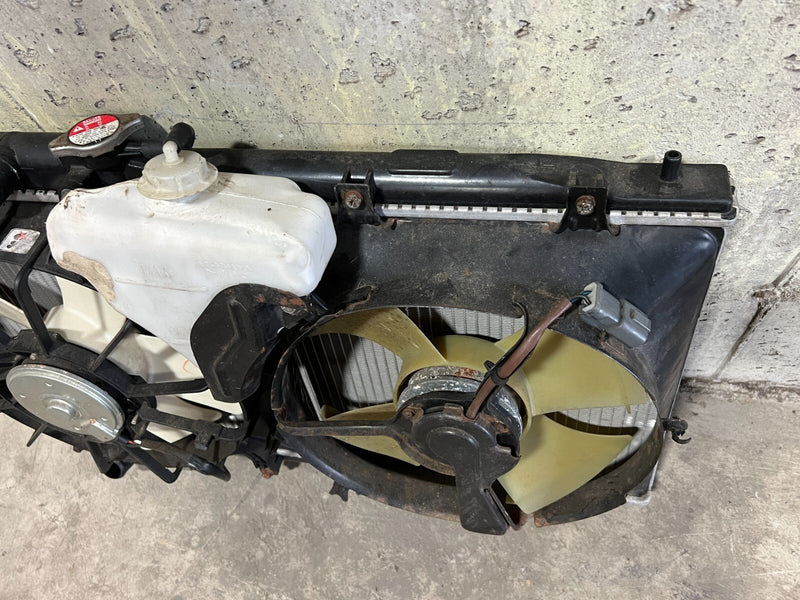 2003-2007 Honda Accord Radiator and Cooling Fan Assembly OEM #1402CN