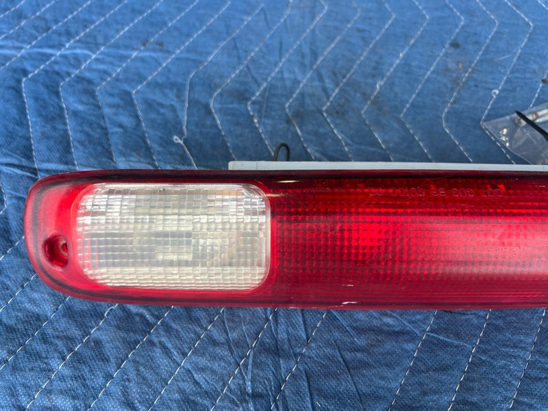 1999-2002 Chevy Silverado GM 1500 2500 3rd Upper Brake Light Assembly OE #1736CN