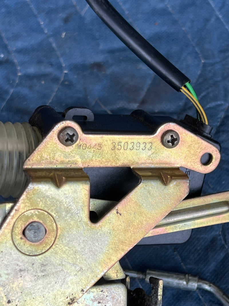 1989-1995 Volvo 740 940 Sedan Front Driver L Door Lock Actuator Latch OE #3844EM