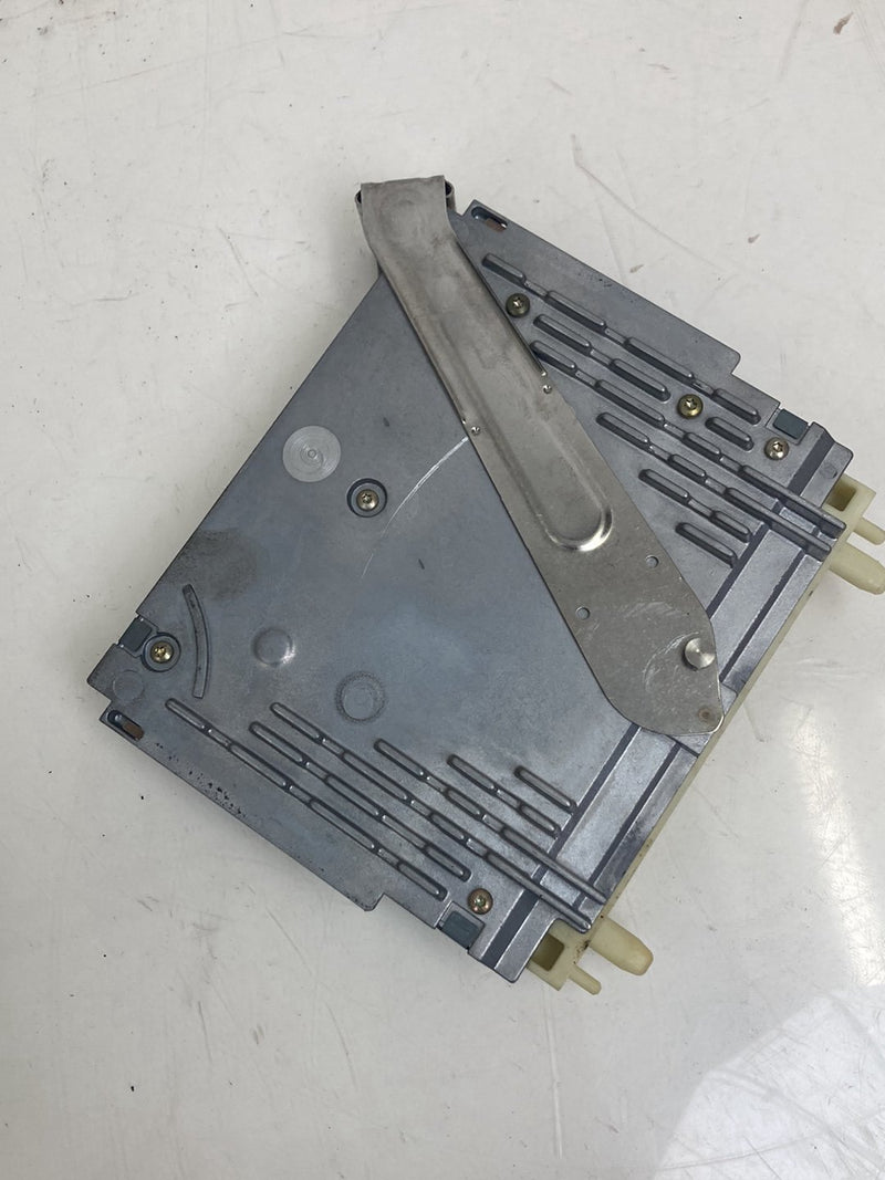 1998-2000 Volvo V70 Engine Control Module Bosch ECU P09125814 OEM #5176M