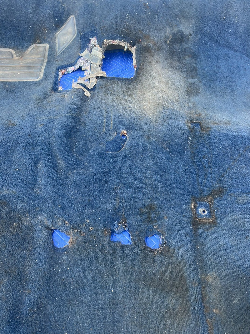 1988-1998 Chevrolet Silverado Ext Cab 4x4 Molded Carpet Set Dark Blue OE #5537EM