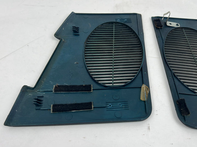 1988-1994 Chevrolet Silverado Sierra Dash Speaker Grille Trim Blue OEM #5499EM