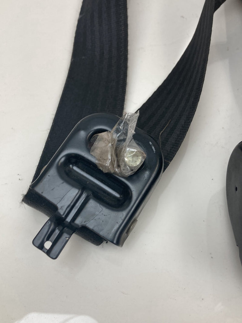 1992 Volvo 940 944 - Seat Belt Front Right PN: 3525485 3539750