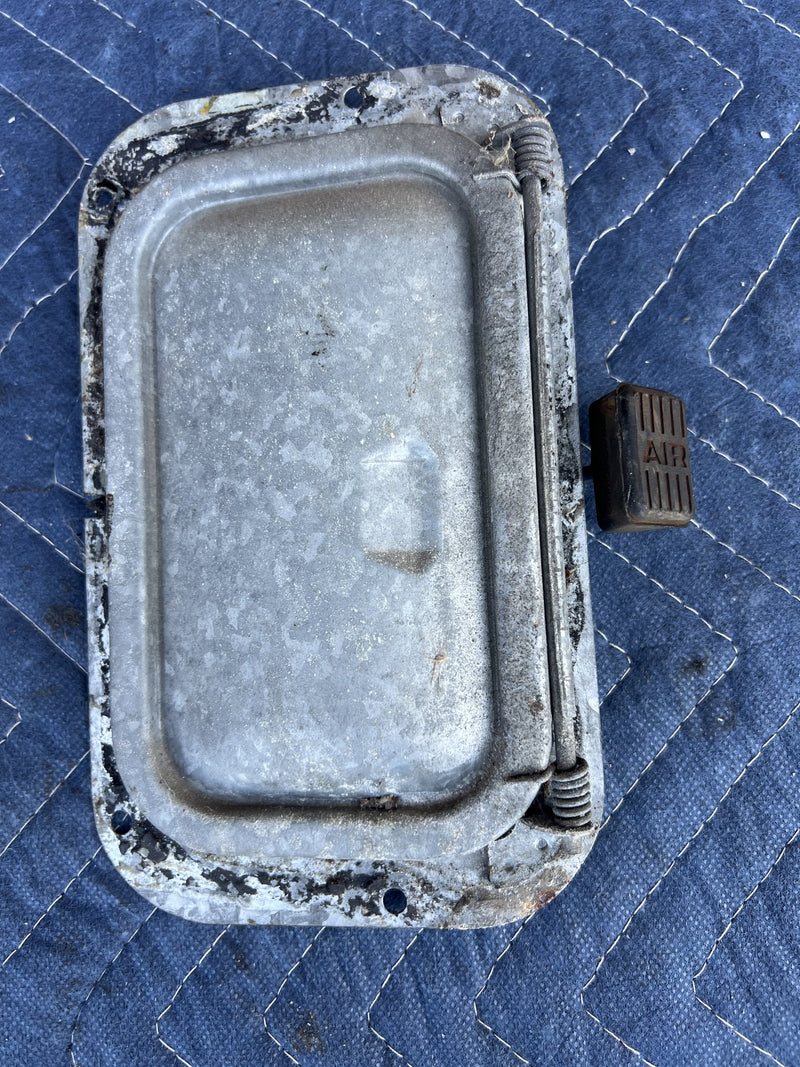 1973 Volvo 140 142 - Air Vent